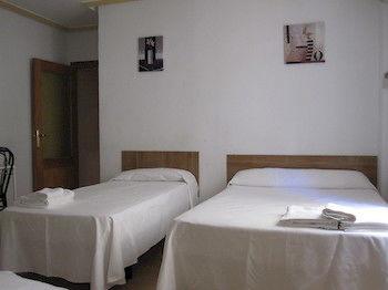Apartamentos Madrid Hortaleza エクステリア 写真